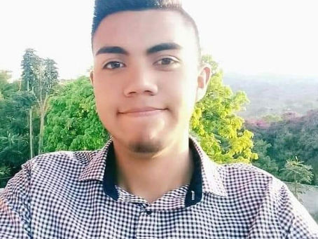 Árbitro de fútbol hondureño se convierte en alcalde electo más joven de Honduras con apenas 22 años