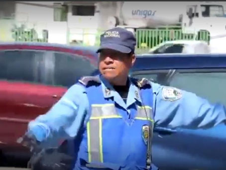 Héroe ejemplar “Me emociona dar vía y sonreírle al pueblo”: Clase I de Policía Juan Cáceres