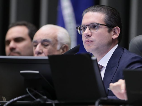 Motta sobre IOF: Câmara precisa estar sintonizada com a população brasileira