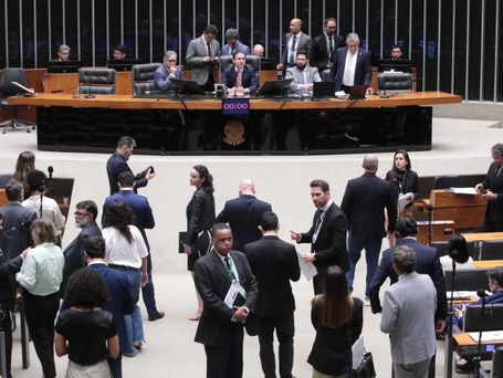 Câmara dos Deputados confirma envio ao Senado do projeto do novo Plano Nacional de Educação      