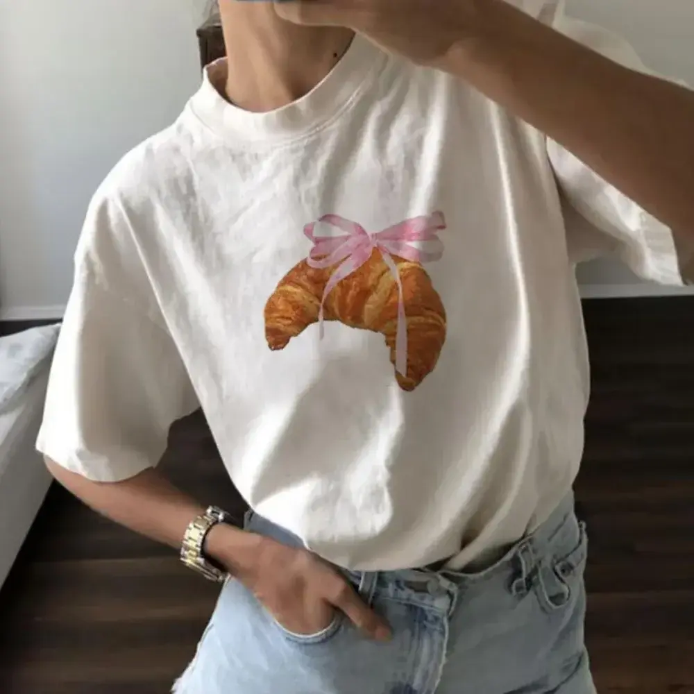 Y2K Oversized Graphic Tee – front view