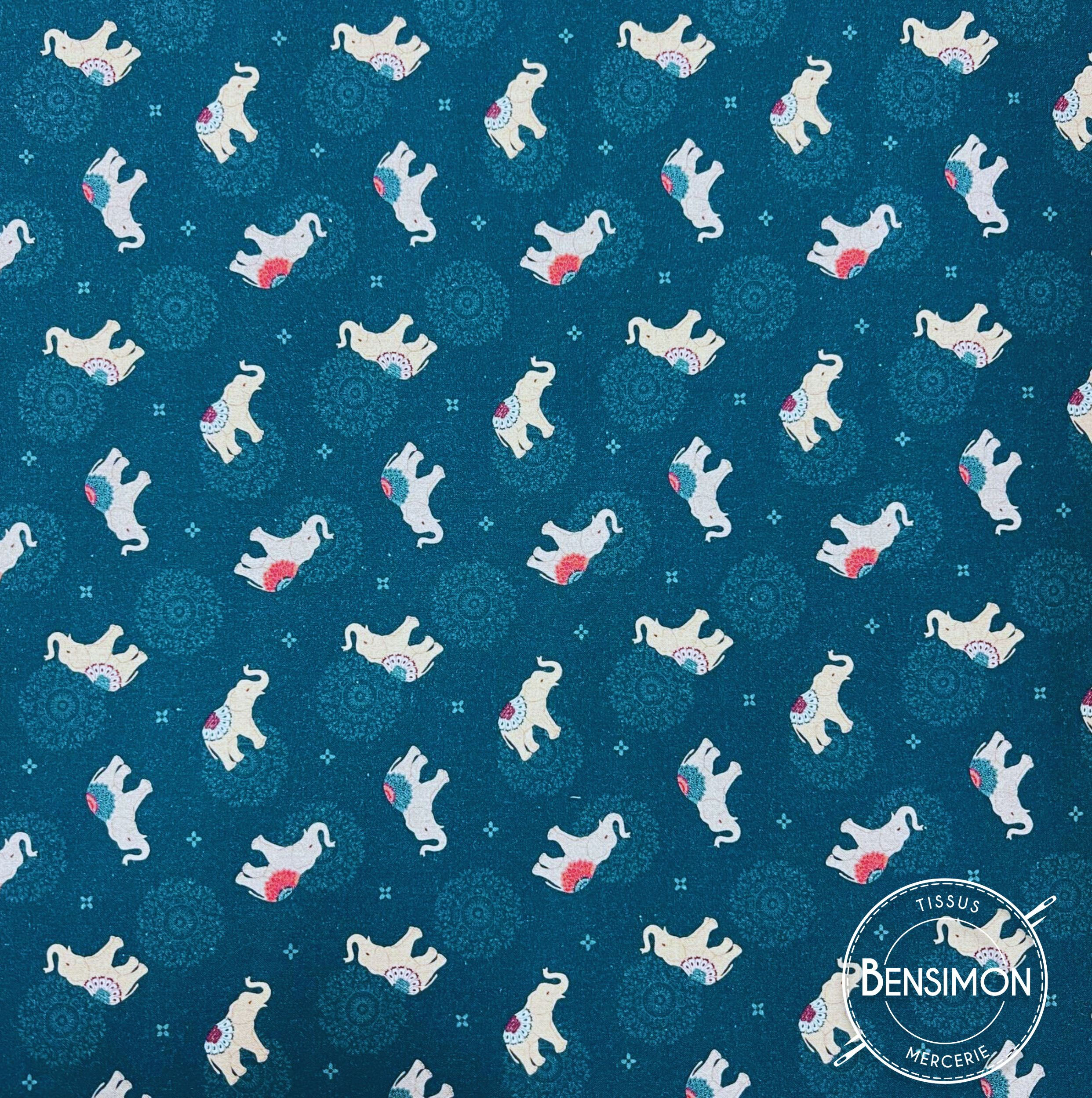 Tissu popeline coton imprimé digital - Indien indigo gaja éléphant X 50cm