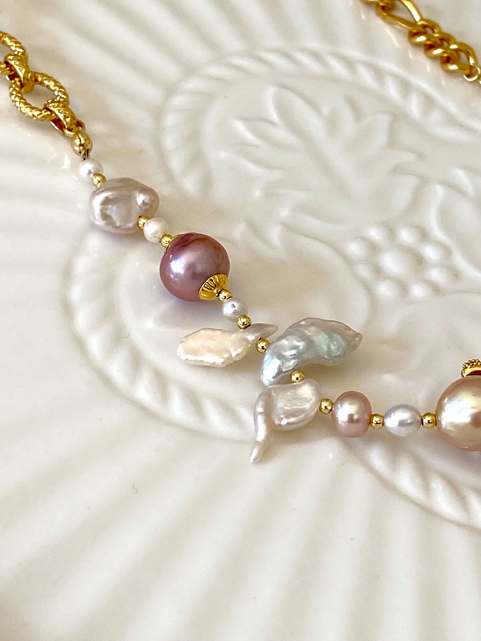 Thumbnail: Handmade Edison Pearl And Petal Pearl Detachable Pendant Necklace