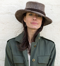 Woman with gray hat