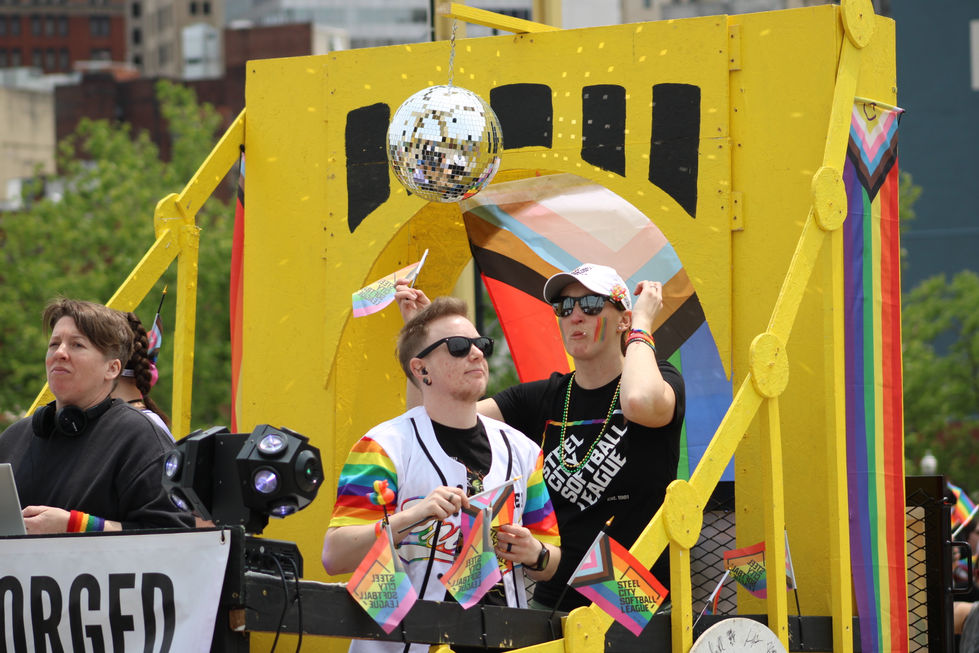 steel-city-softball-parade_54566504565_o