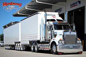 rushway-transport-trucks-18.jpg