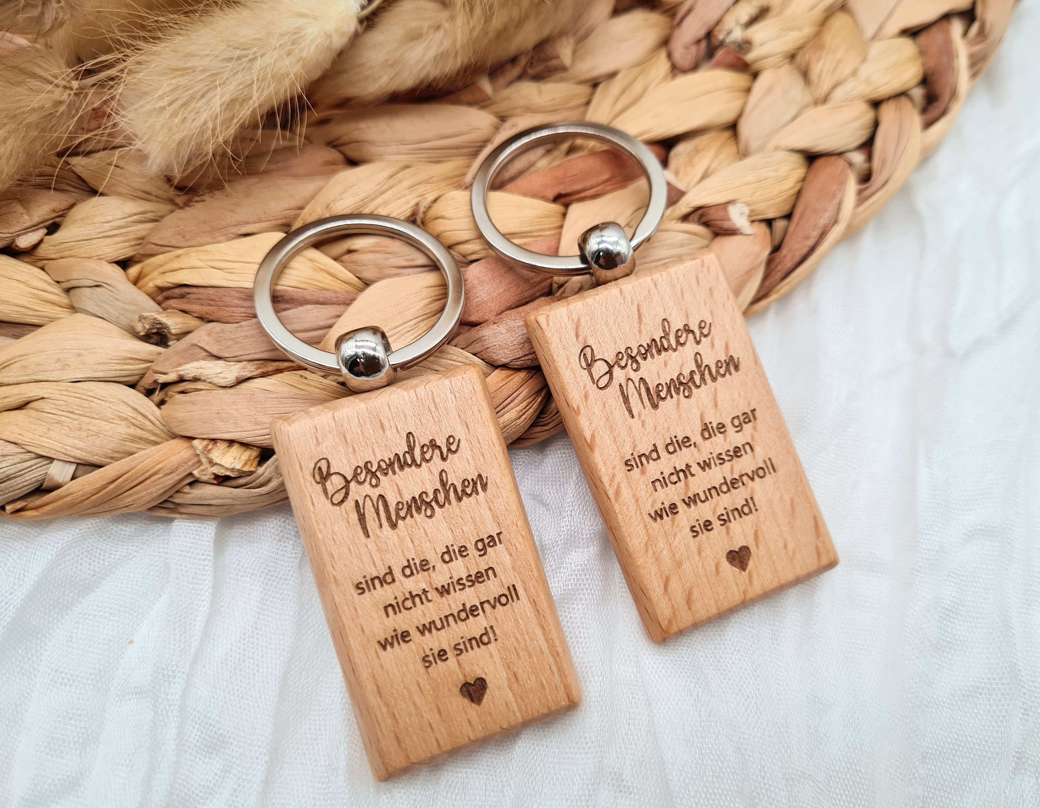 Schlüsselanhänger mit Gravur – Geschenk für Lieblingsmenschen