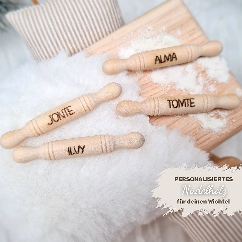 personalisiertes Miniatur Nudelholz für Wichteltür aus Holz