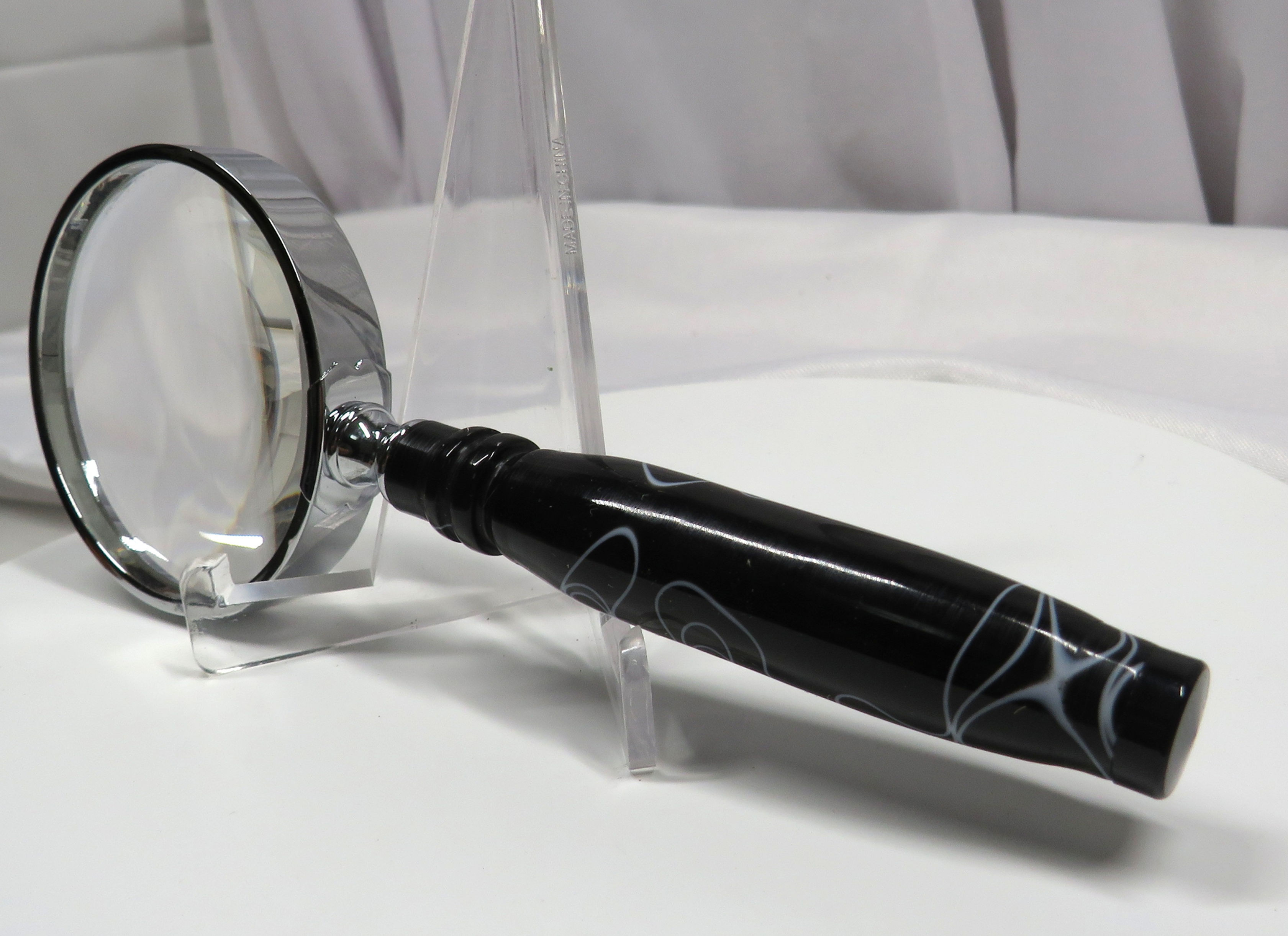 Magnifying Glass Hand Turned Acrylic Handle