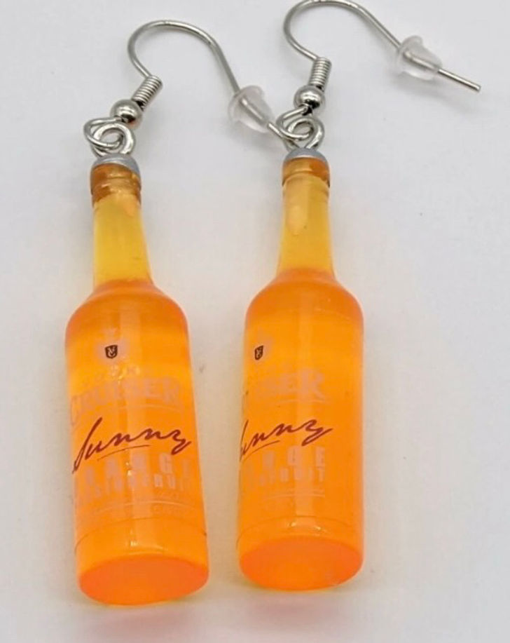Thumbnail: Vodka Cruiser Dangle Earrings