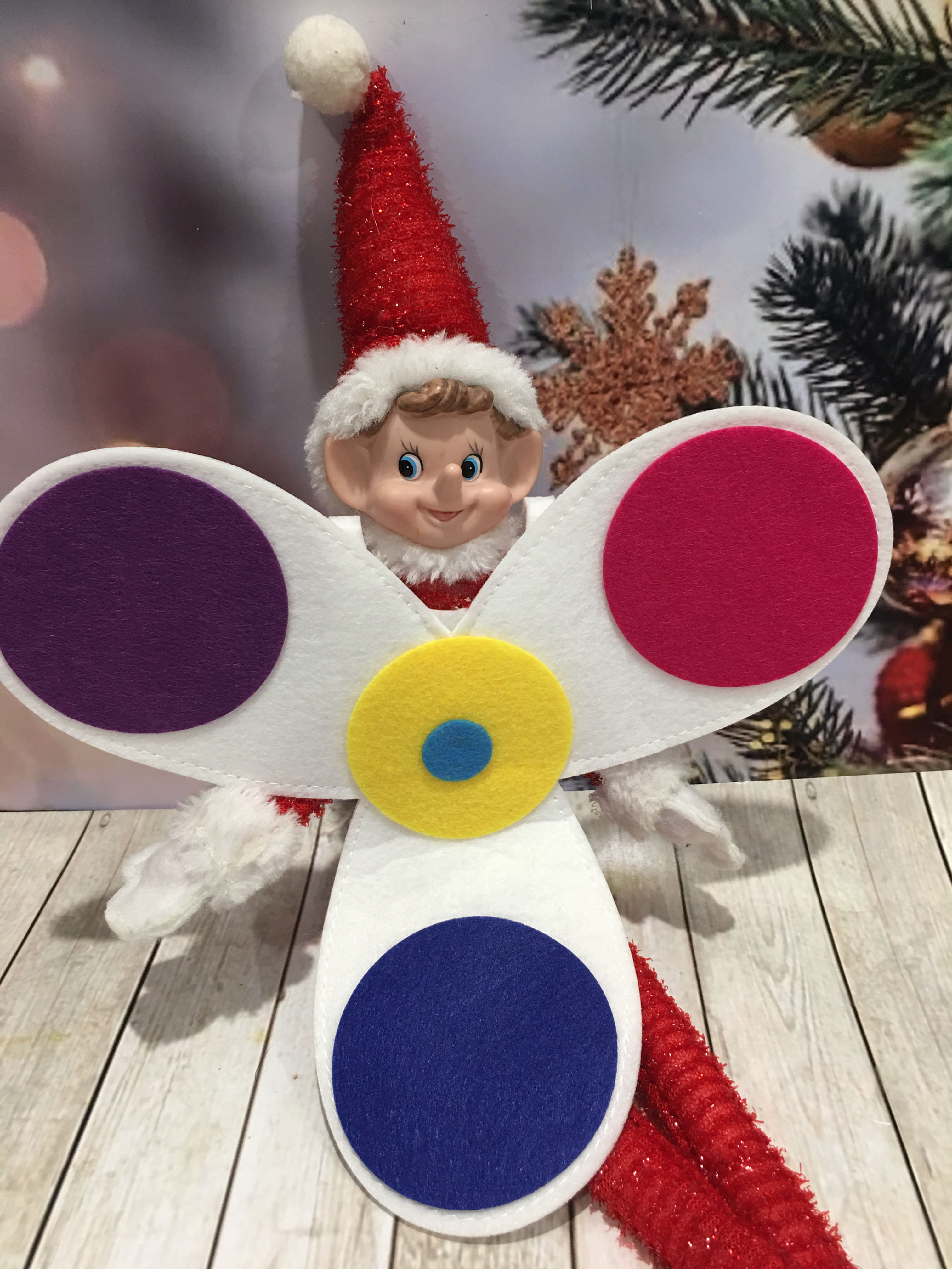 Elf fidget spinner costume 