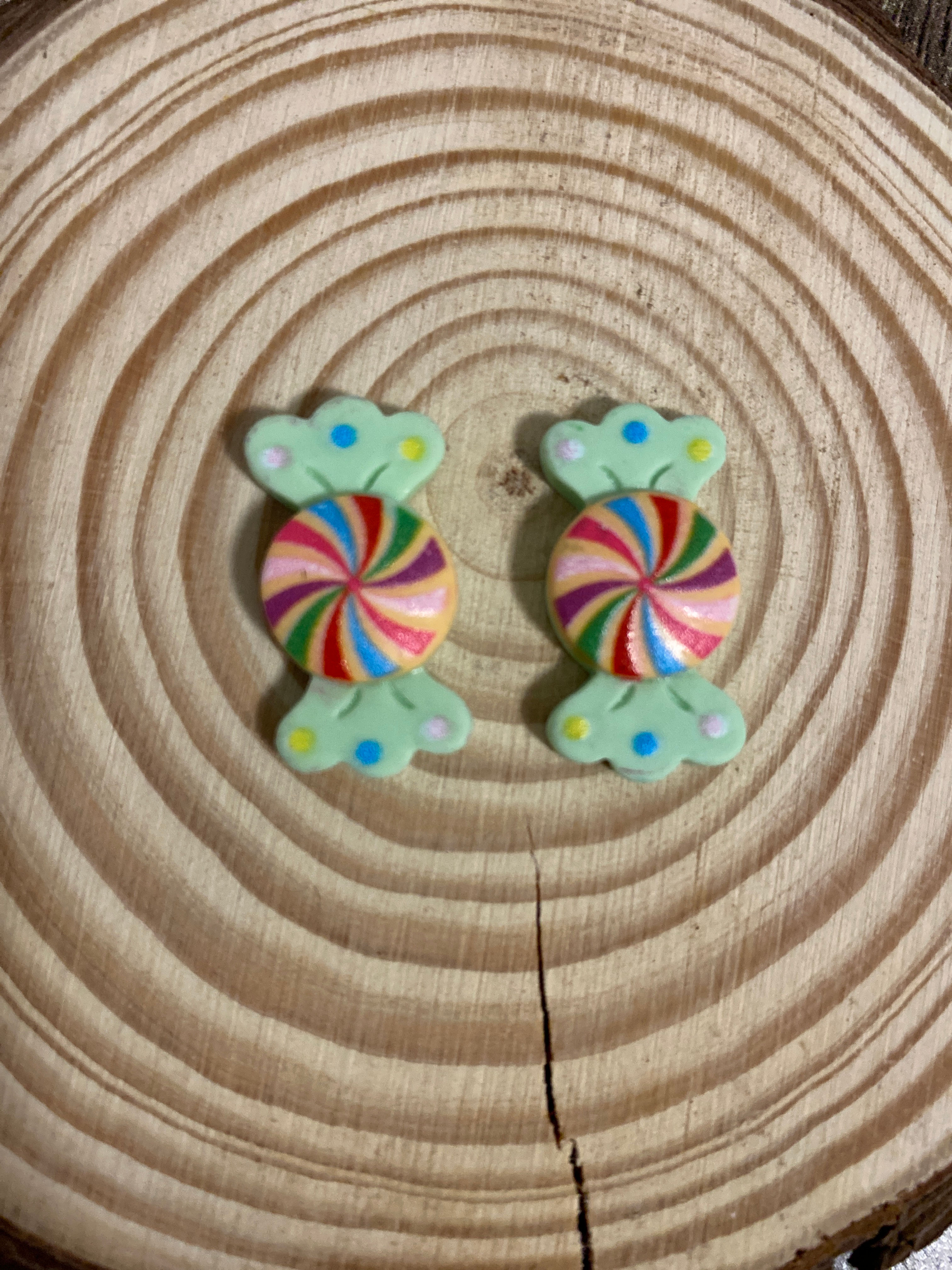 Candy stud earrings 