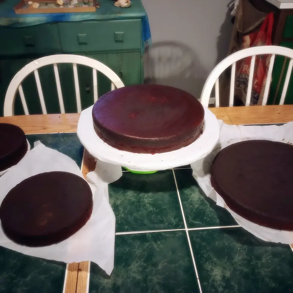 Thumbnail: Purple Ribbon White Cake 