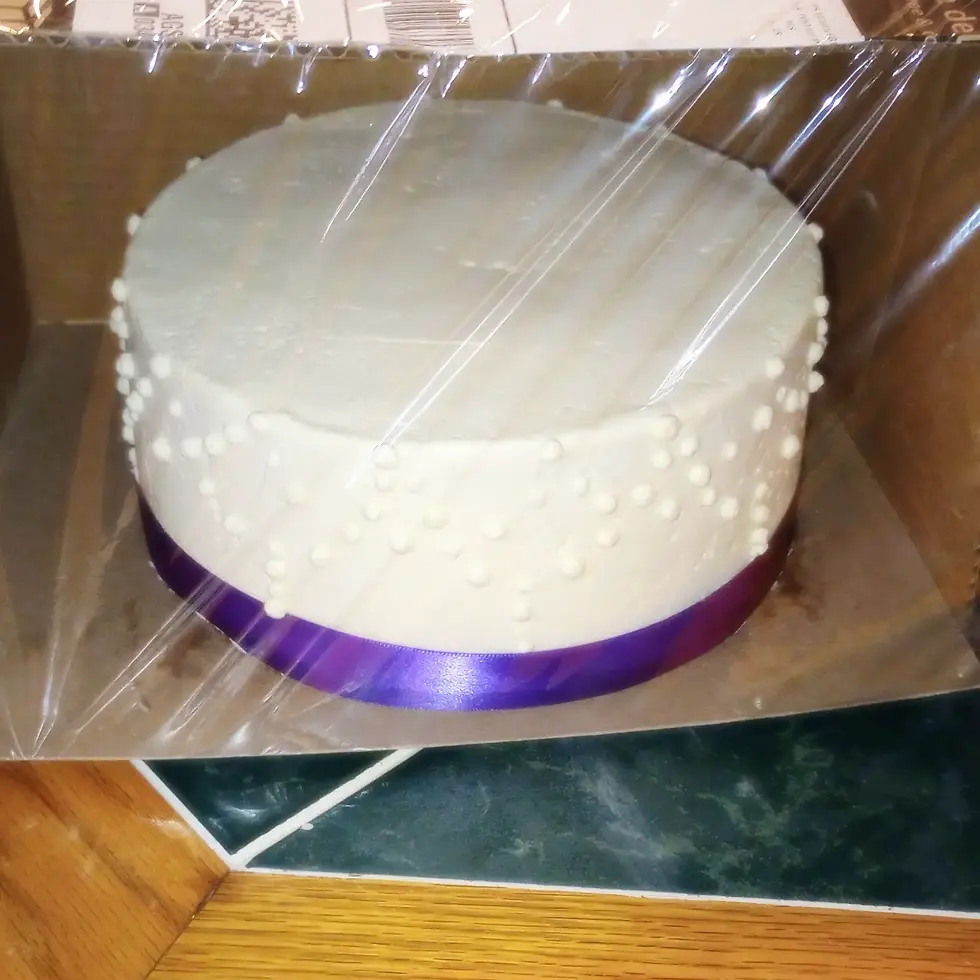 Thumbnail: Purple Ribbon White Cake 