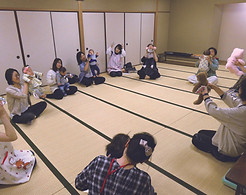 マムズルーム_音楽療法.jpg