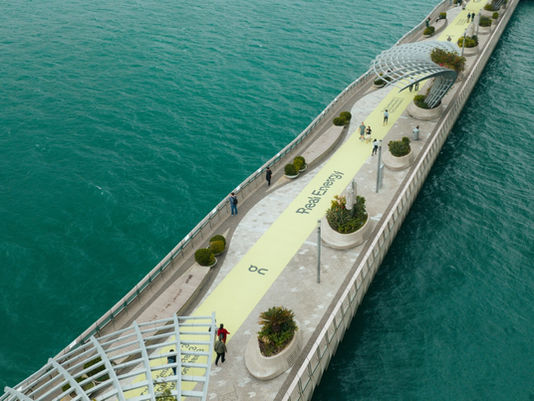 維港海濱化身動能跑道：On Cloudmonster 3 以「Real Energy」登陸星光大道