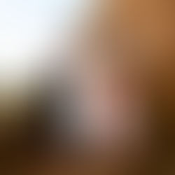 UNIQLO 聯乘丹麥才女 Cecilie Bahnsen:以北歐詩意重塑日常浪漫