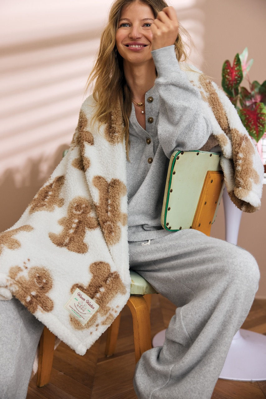 Aerie限定薑餅人圖案毛毯(圖片由American Eagle提供)