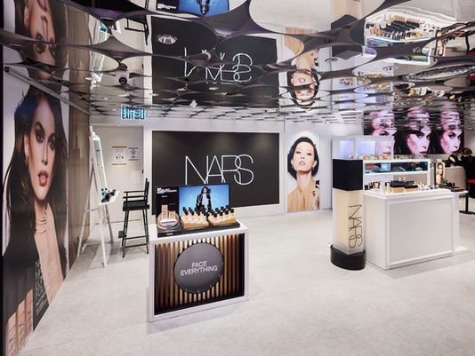 定格24小時柔霧之美：NARS「霧光自由體驗站」登陸尖沙咀