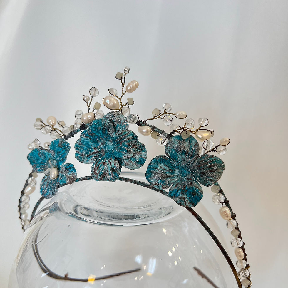 Miniatura: Tocado RTT 01