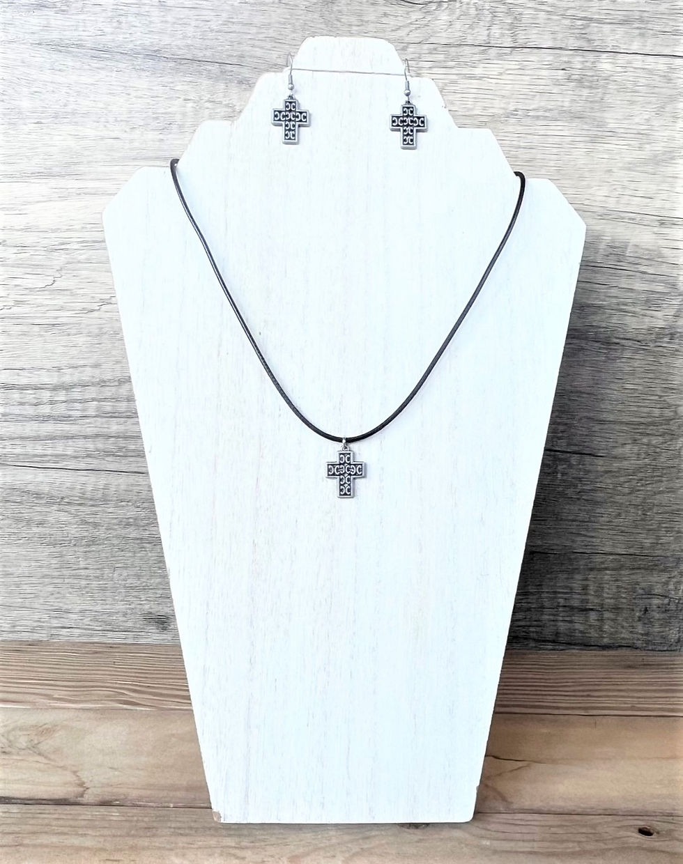 Thumbnail: Gothic Cross VI Necklace and Earrings