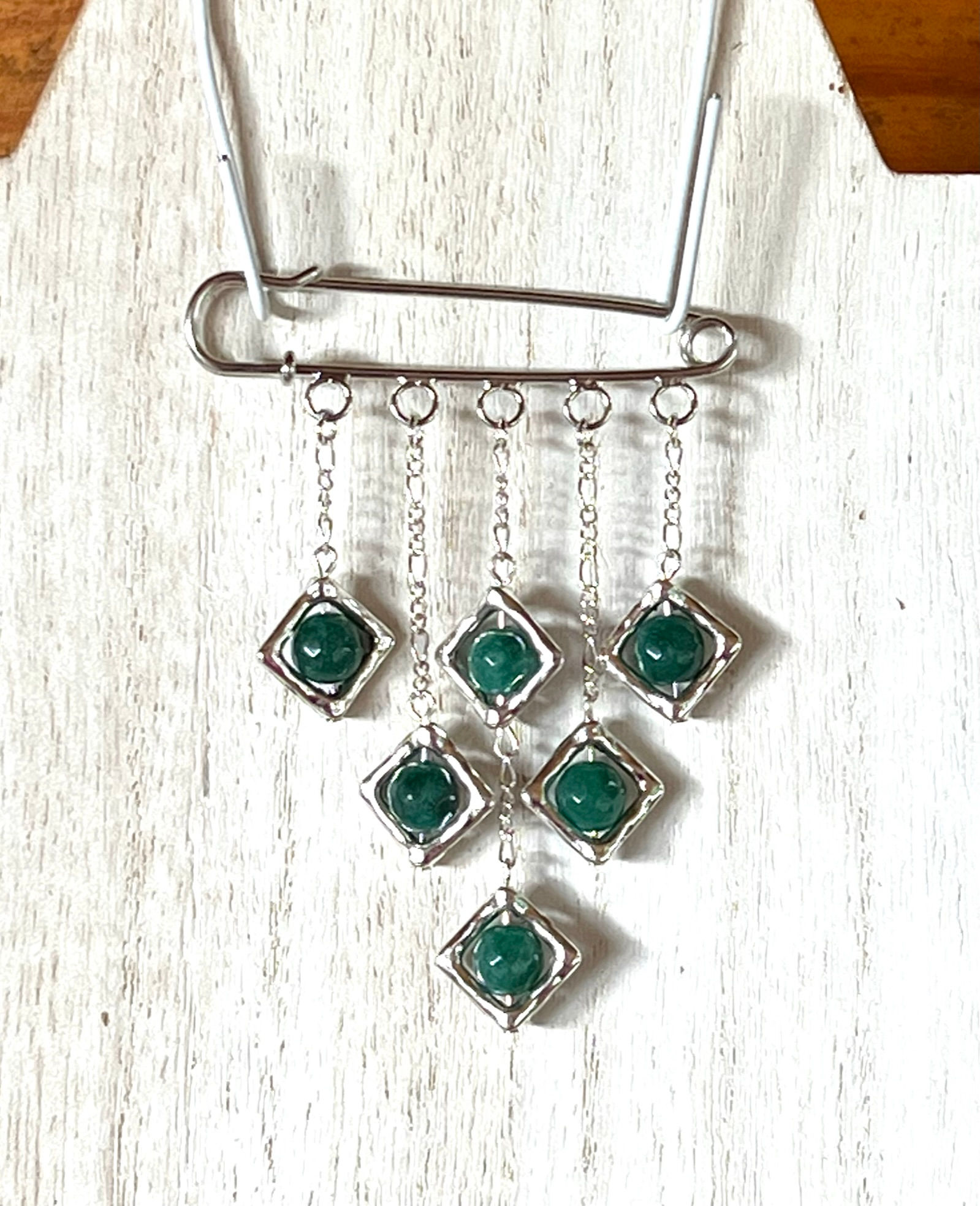Emerald Jade Fringe Pin in Silver