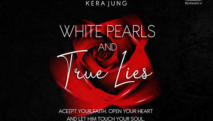 Postkarte White Pearls & True Lies