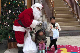 大阪 商業施設 サンタクロース