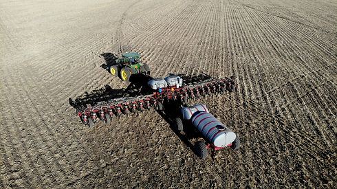 Spartan on Case Planter - 164.JPG