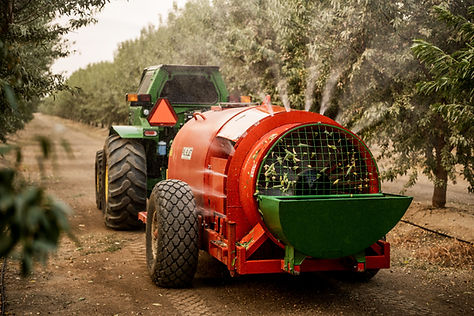 With Smart Apply, growers can reduce water & chemical use by up to 73%, cut chemical runoff by up to 93%, and reduce harmful airborne drift by up to 87%.