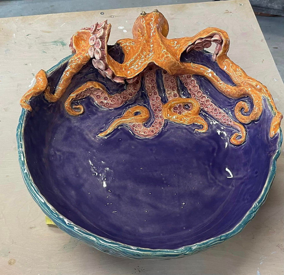Thumbnail: OCTOPUS ON LARGE BOWLS OR ON SEA URCHIN BOWL