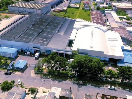 32 anos de inovação, excelência e confiança no setor gráfico