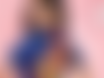 Olivia Rodrigo se convierte en la artista más joven en vestir al Barça con su logo en El Clásico