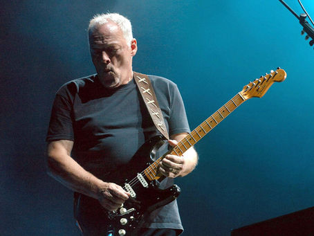 Récord histórico: la Black Strat de David Gilmour se vende por 14.55 millones de dólares y es la guitarra más cara jamás subastada