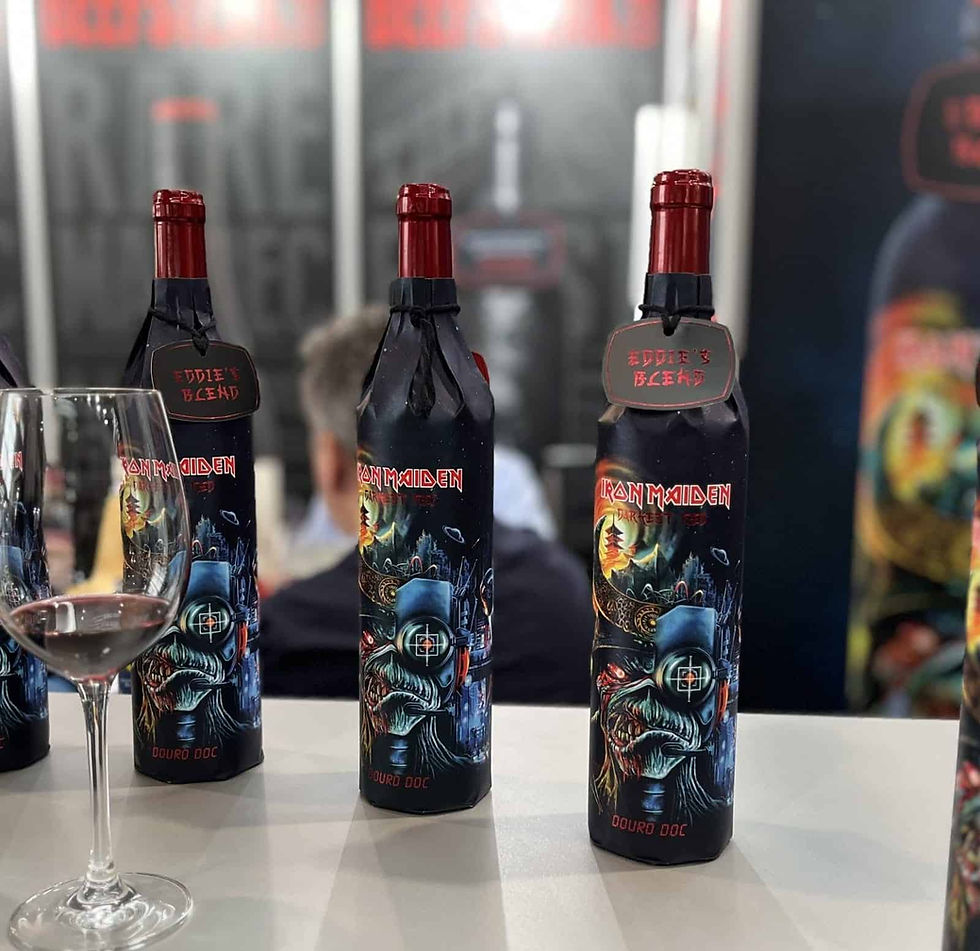 "¡Up the Irons Navideño! El Vino Tinto de Iron Maiden y su Legendaria Trooper Beer para Celebrar Diciembre"