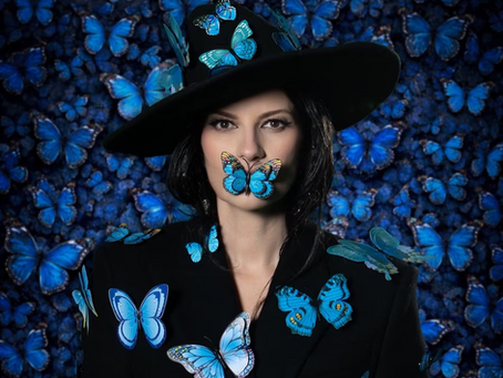 Laura Pausini estrena su poderosa versión de “Mariposa Tecknicolor” de Fito Páez