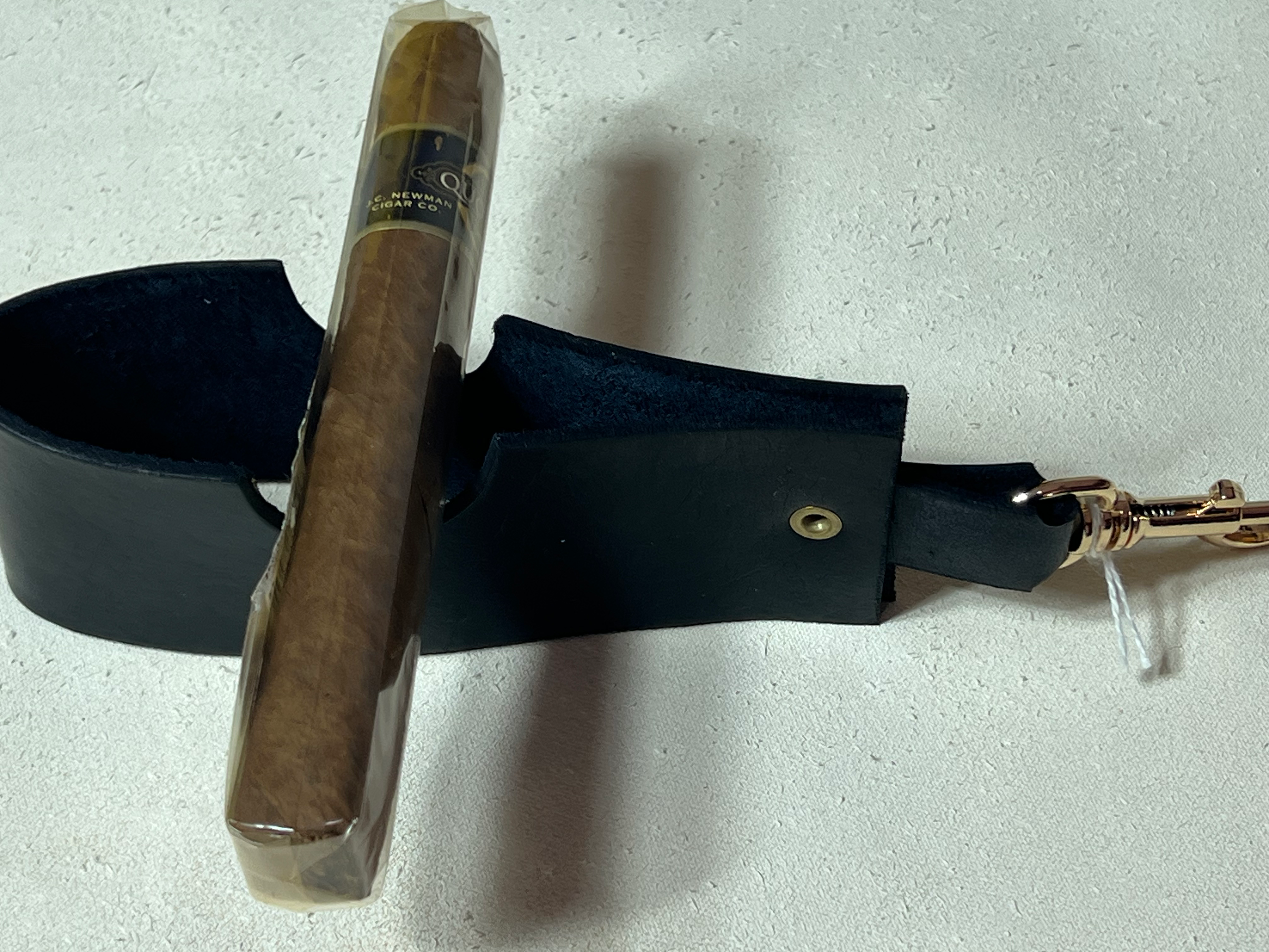 Handmade Leather Cigar Rest
