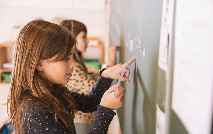 ECOLE_MAISON_DES_ENFANTS_MATHILDE_VILLEMEJEANNE_PHOTOGRAPHE-203.jpg