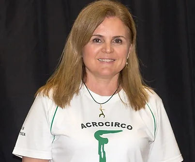 foto deise acrocirco.jpg