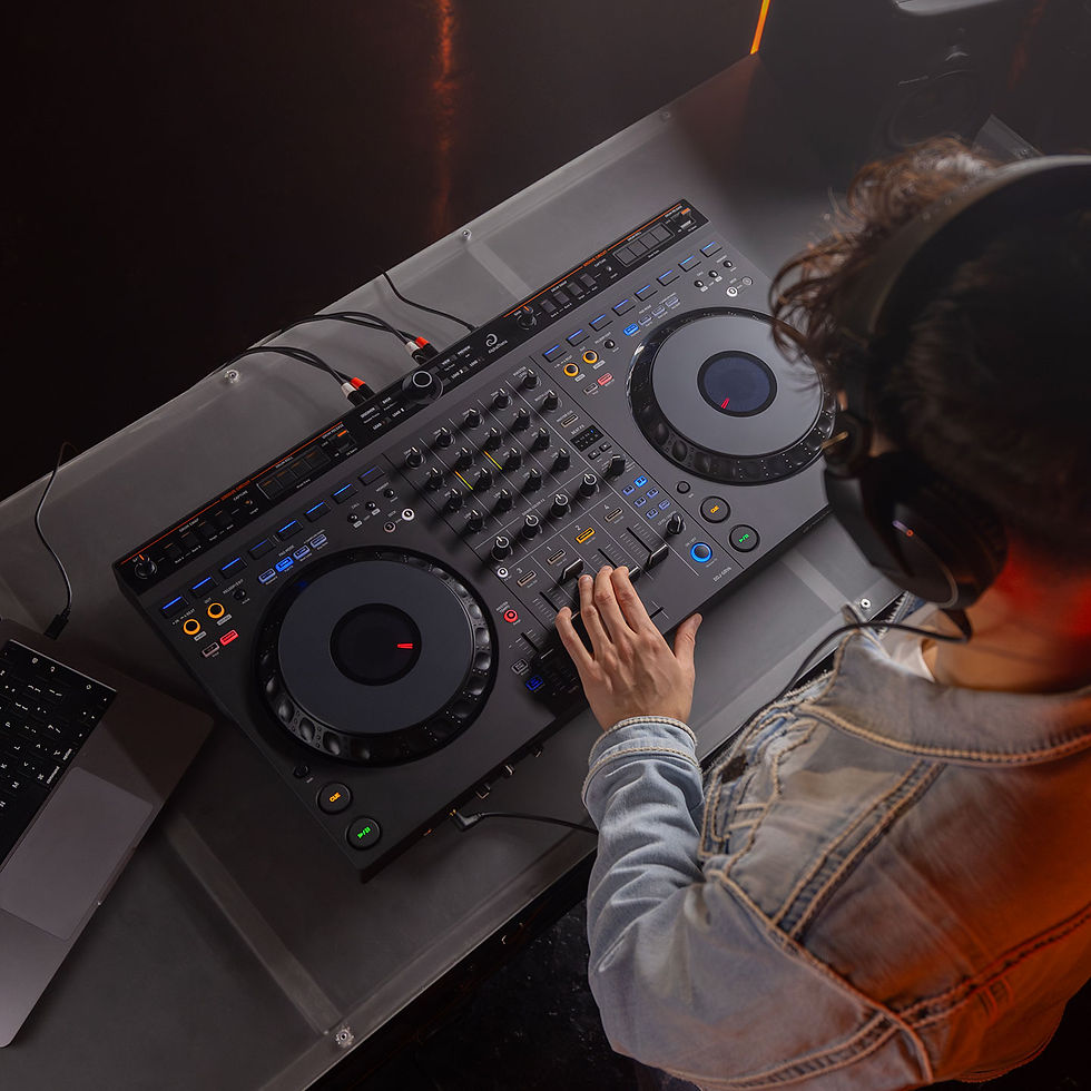 Design & Bulit Quality of DDJ GRV6 Pioneer DJ Controller by AlphaTheta