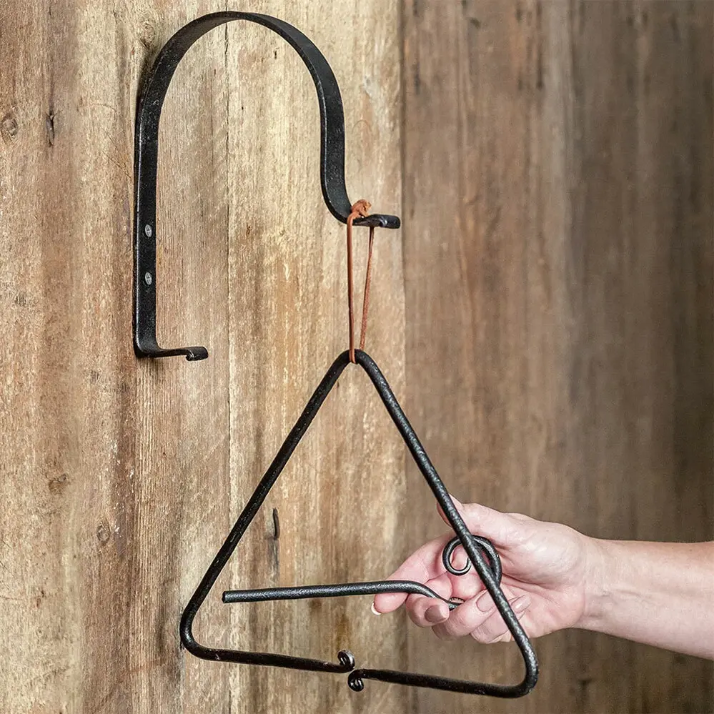 Farmhouse Black Metal Triangle Dinner Bell With Bracket