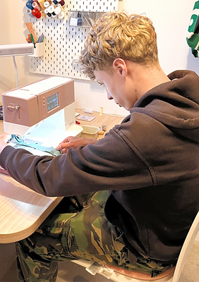 Sewing lessons for young people