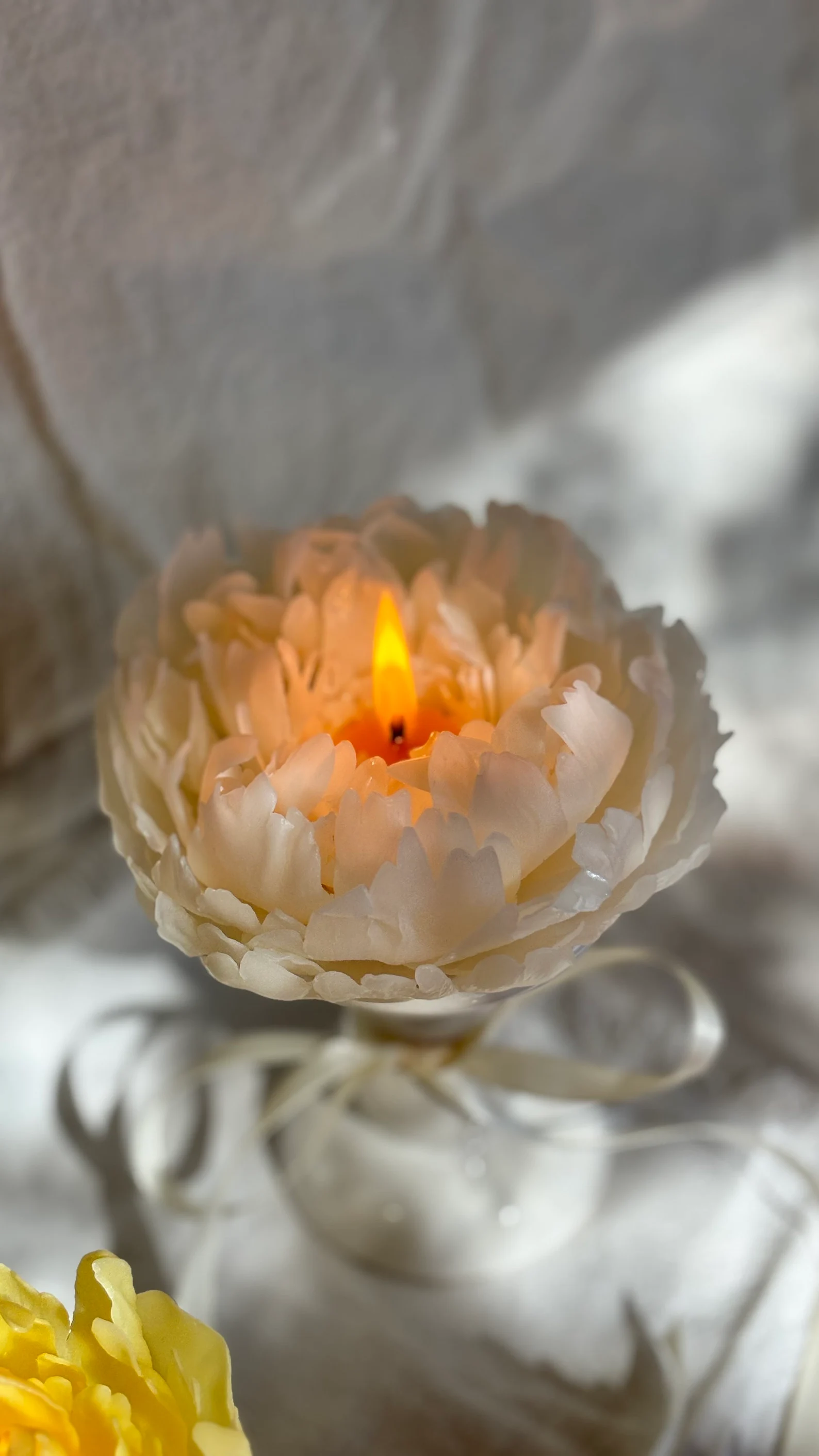 Save or Spend Gift Ideas for Your Niece Floral Candles