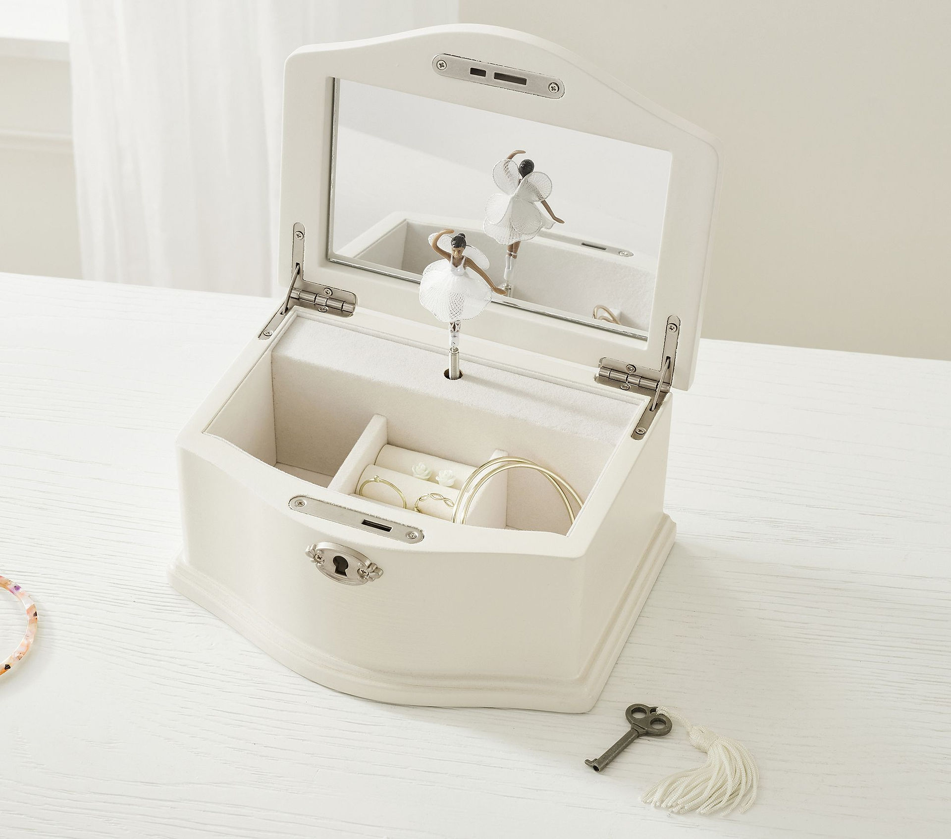 Kids Gift Guide for Girls and Boys Ballerina Jewelry Box