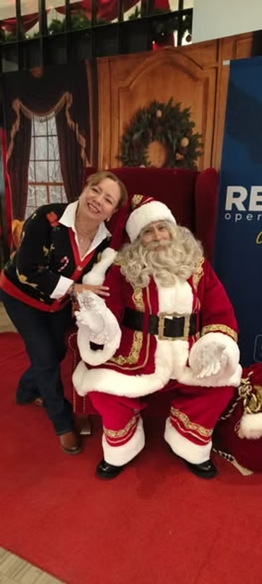 LandaTravelsByFraveo estuvo presente en el evento navideño.