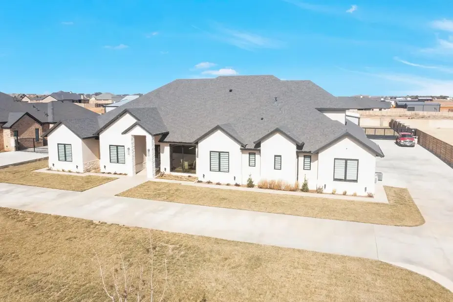 J Rister Custom Homes Lubbock, TX Southfork Project2.webp