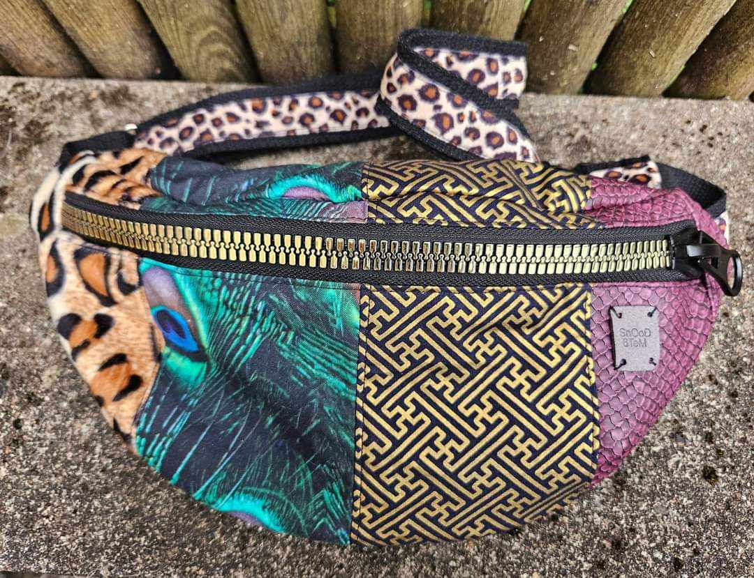Banane 4couleurs jungle/sayagata