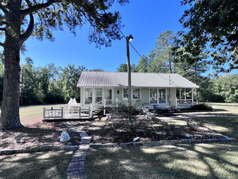 226 Crain Rd Columbia LA 71418