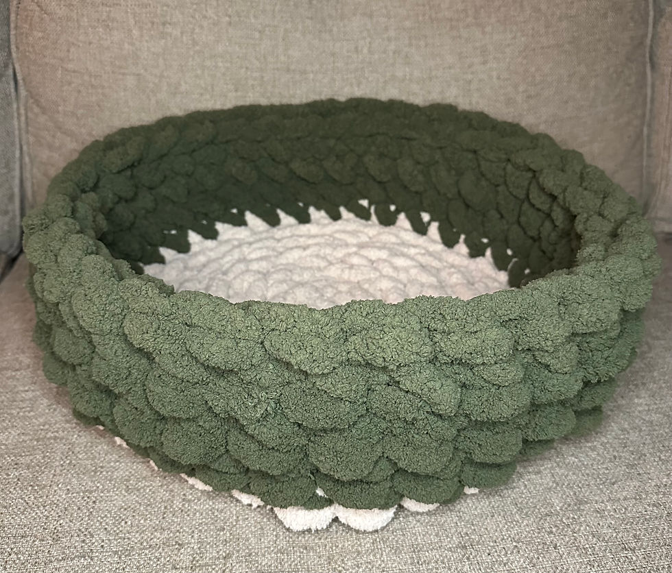 Handmade Chunky Crocheted Pet Ped - Multiple Two Tone Designs