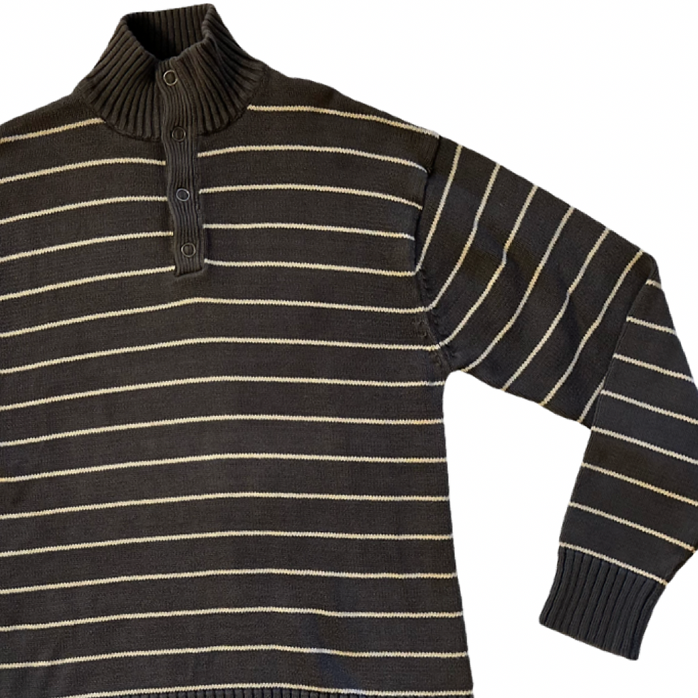 Miniatura: Sweater VNTG café rayado con cuello alto abotonado
